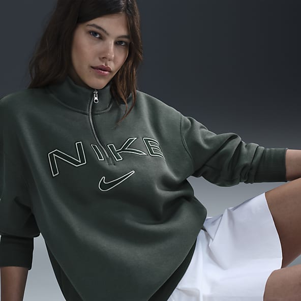 Nike Sportswear Kapu onlu Ustler ve Sweatshirt ler. Nike TR